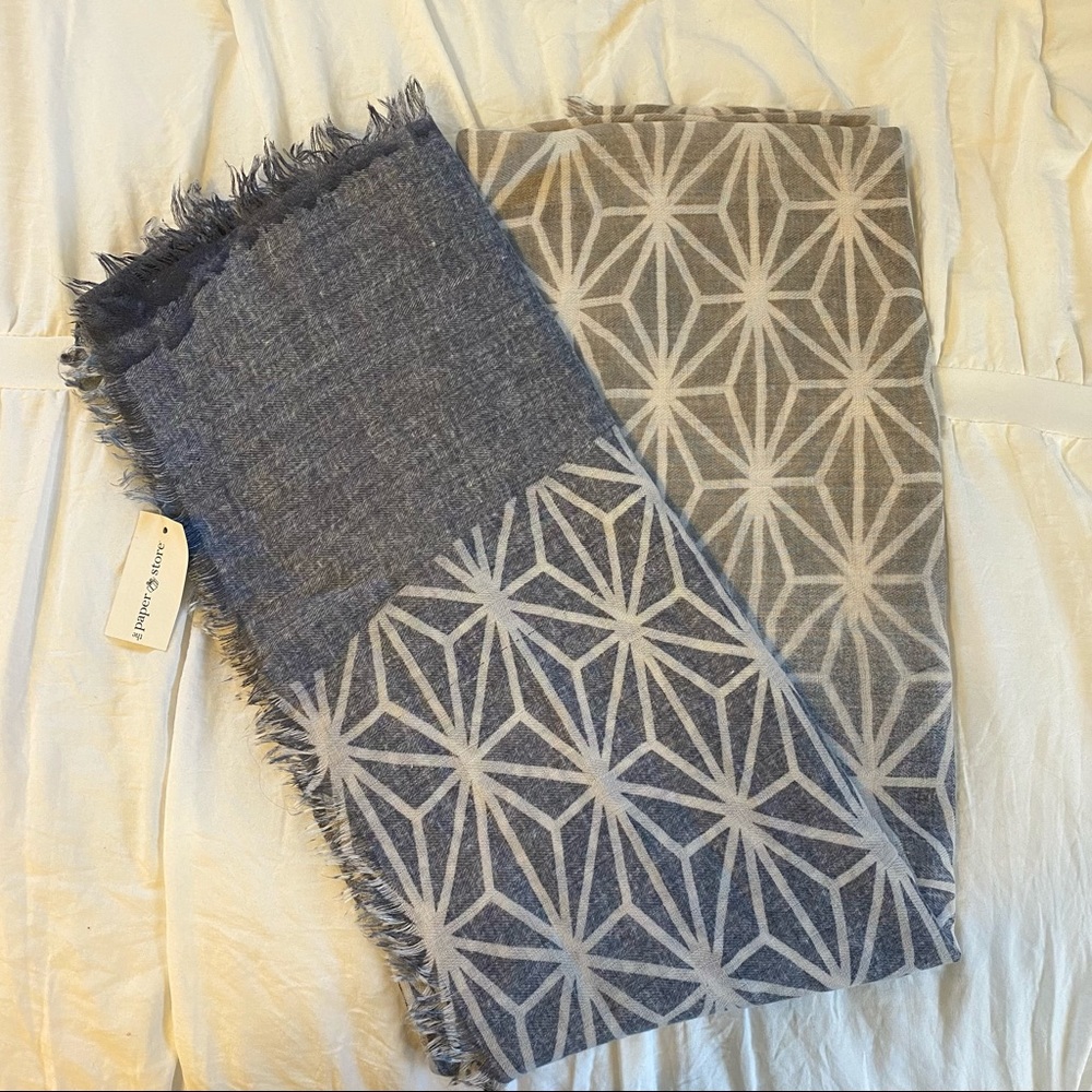 Geometric & Ombré Fringed Scarf in Grey/White